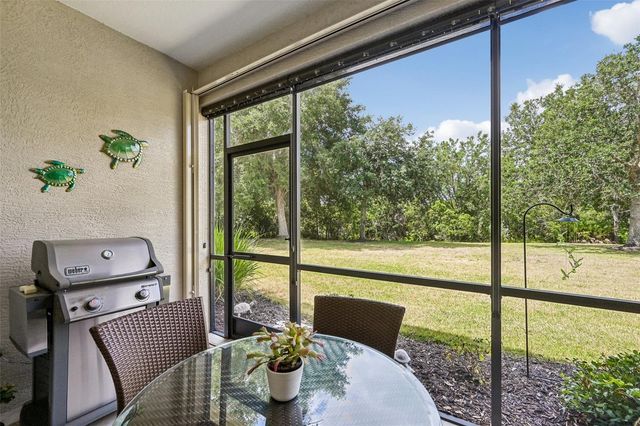 11718 FOREST PARK CIRCLE, Bradenton, FL 34211