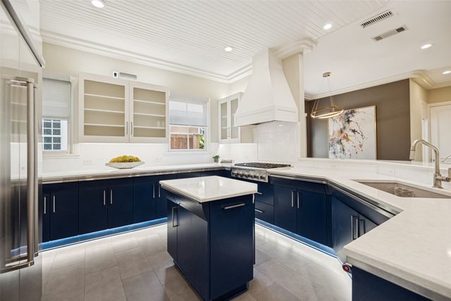 6122 Bryan Parkway, Dallas, TX 75206