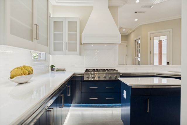 6122 Bryan Parkway, Dallas, TX 75206