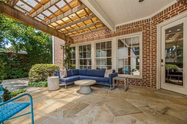 6122 Bryan Parkway, Dallas, TX 75206