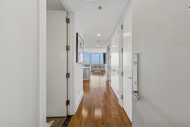 401 N WABASH Avenue 45D, Chicago, IL 60611