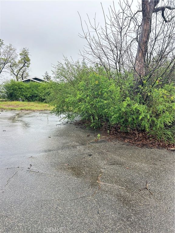 Image 6 of property listing at 1615 Pearson, Paradise, CA 95969