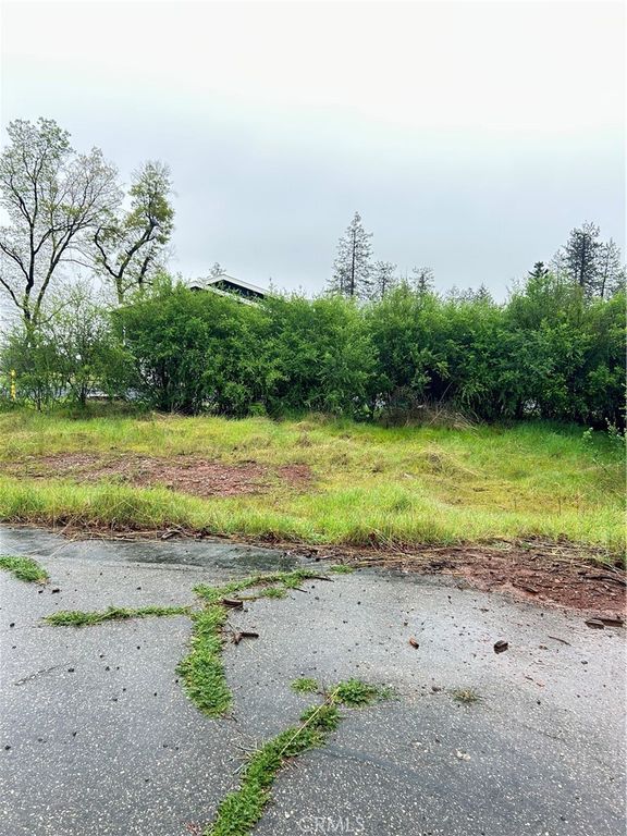 Image 8 of property listing at 1615 Pearson, Paradise, CA 95969