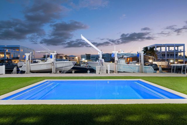 254 Lower Matecumbe Road, Key Largo, FL 33037