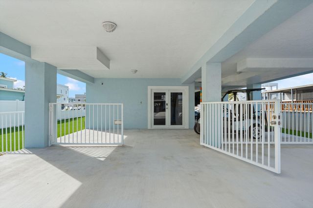 254 Lower Matecumbe Road, Key Largo, FL 33037