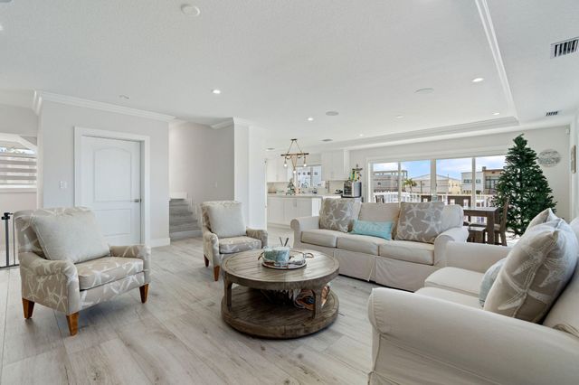 254 Lower Matecumbe Road, Key Largo, FL 33037