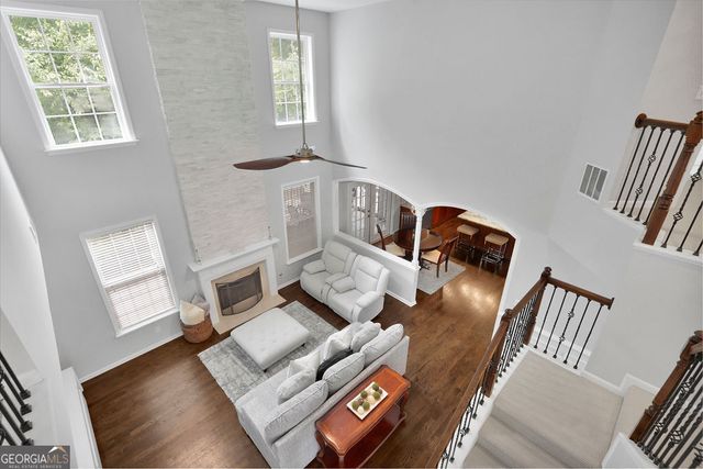 923 Van Briggle Path NE, Sugar Hill, GA 30518