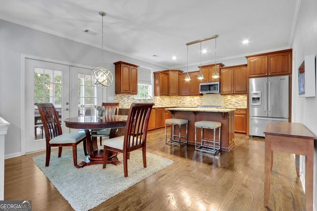 923 Van Briggle Path NE, Sugar Hill, GA 30518