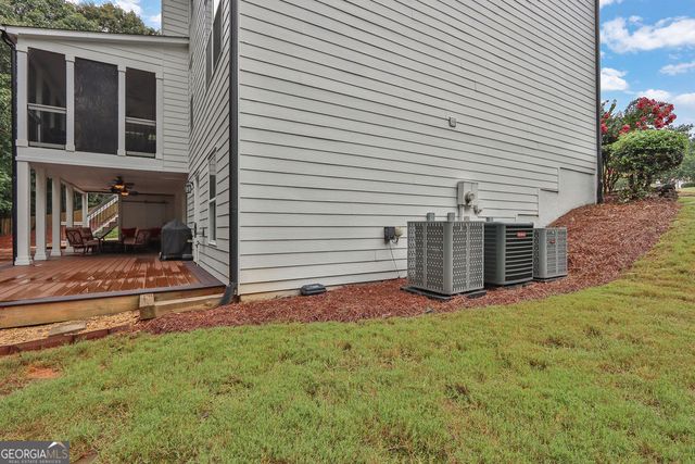 923 Van Briggle Path NE, Sugar Hill, GA 30518
