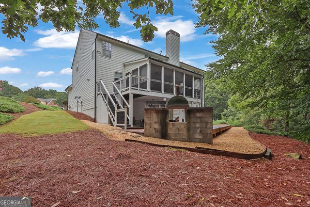 923 Van Briggle Path NE, Sugar Hill, GA 30518