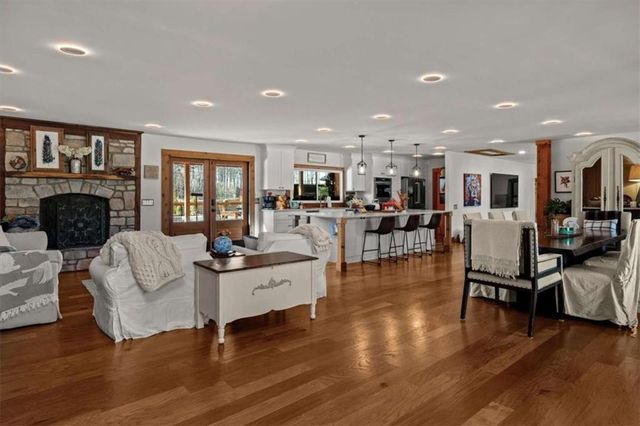 109 Briarwood Drive, Carrollton, GA 30117