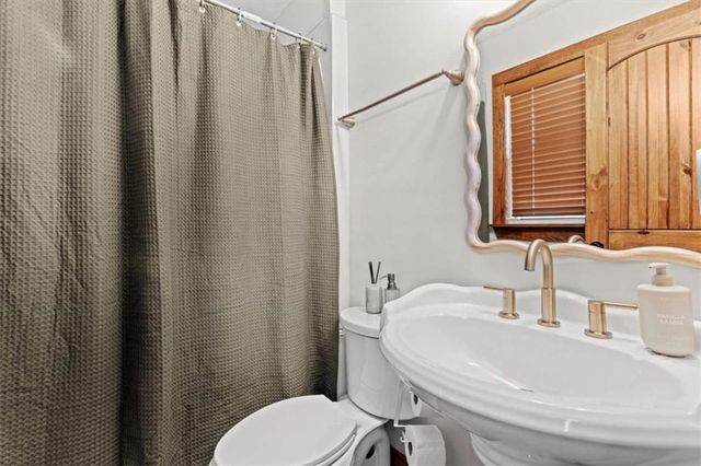 109 Briarwood Drive, Carrollton, GA 30117