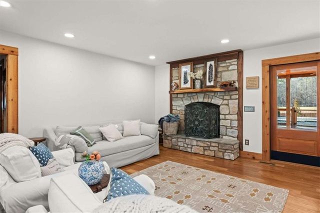 109 Briarwood Drive, Carrollton, GA 30117