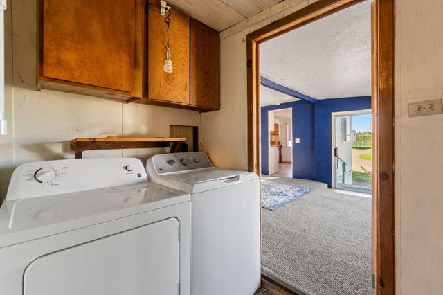 2331 Central Avenue Q, Mckinleyville, CA 95519