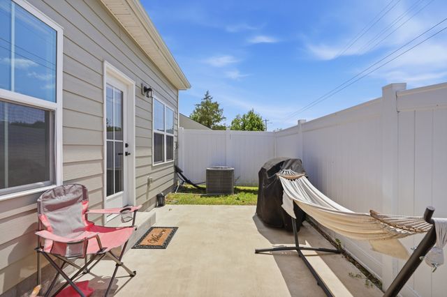 380 Camargue Ct, Smyrna, TN 37167
