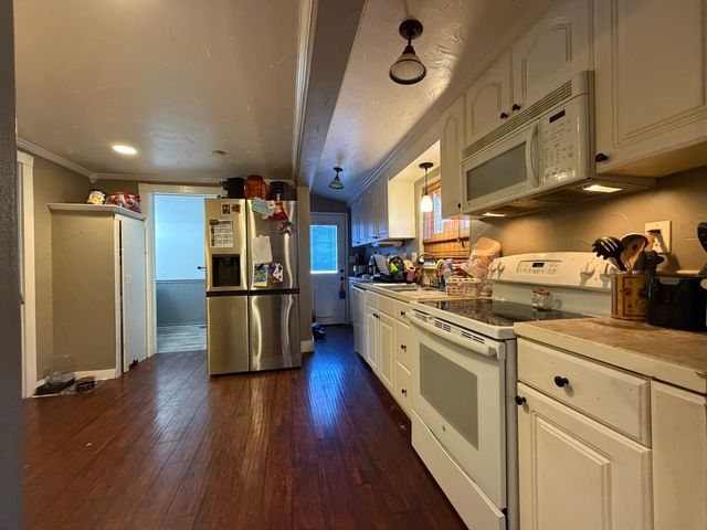 715 W Munson Street, Denison, TX 75020