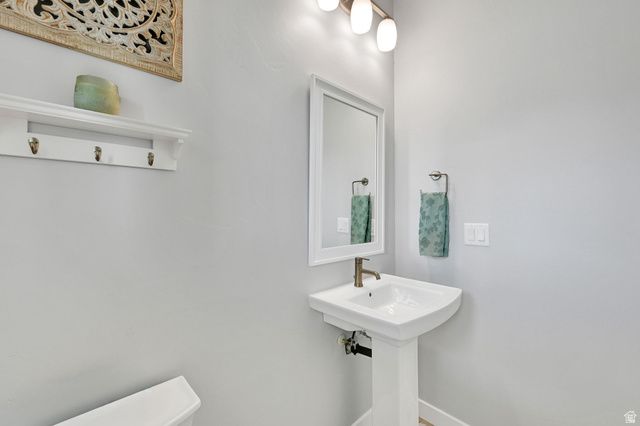 1879 S 1200 W, Syracuse, UT 84075