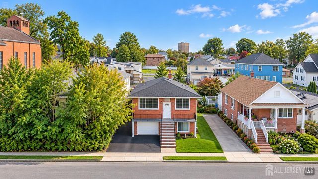287 E Smith Street, Woodbridge Proper, NJ 07095