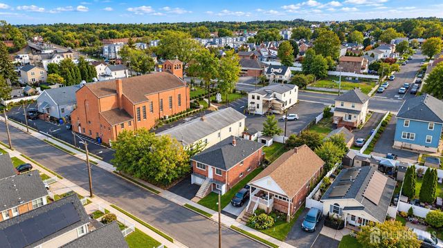 287 E Smith Street, Woodbridge Proper, NJ 07095