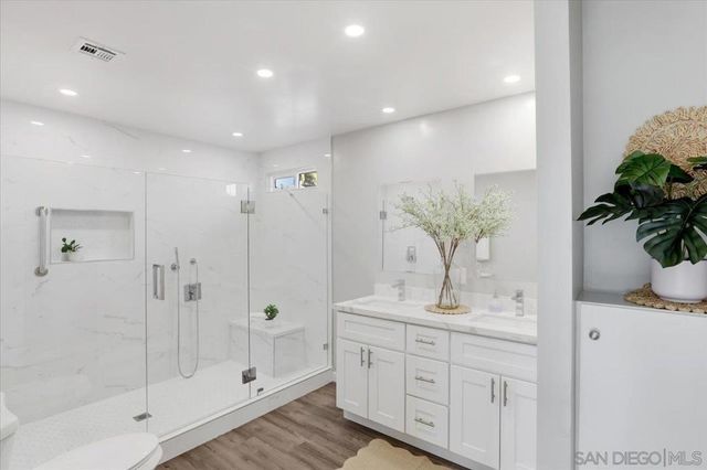 7023 San Bartolo Street, Carlsbad, CA 92011