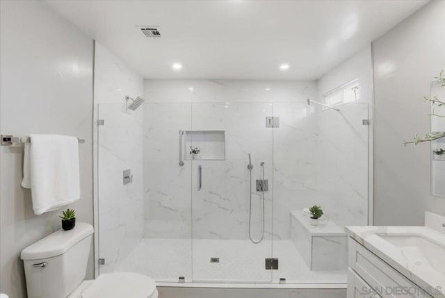 7023 San Bartolo Street, Carlsbad, CA 92011