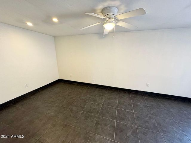 1332 W JOAN DE ARC Avenue, Phoenix, AZ 85029