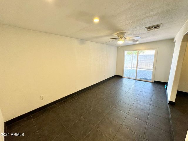 1332 W JOAN DE ARC Avenue, Phoenix, AZ 85029