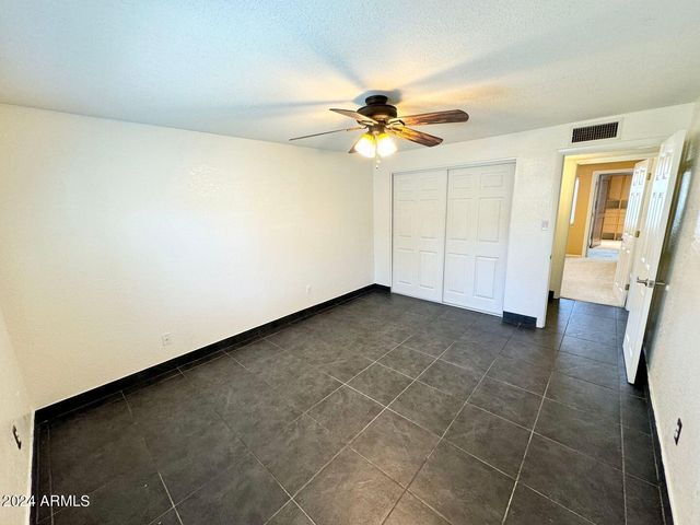 1332 W JOAN DE ARC Avenue, Phoenix, AZ 85029