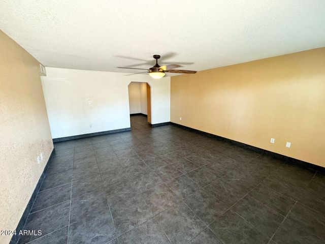 1332 W JOAN DE ARC Avenue, Phoenix, AZ 85029