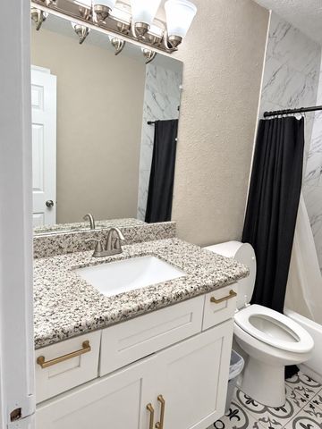604 Linda Lane, Alvin, TX 77511