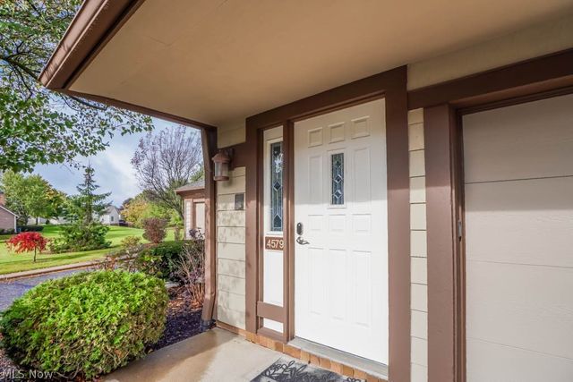 4579 Morgate Circle NW, Canton, OH 44708