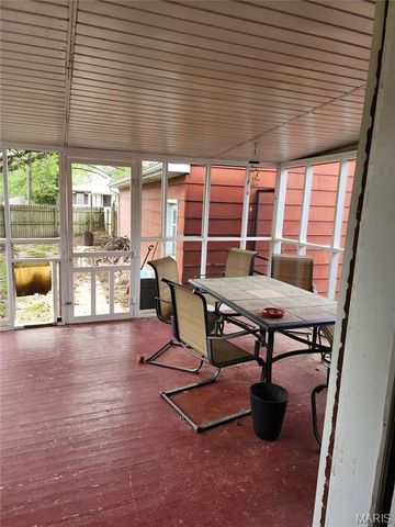 3028 Roland Avenue, Belleville, IL 62226
