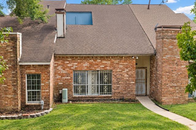 12203 Wild Pine Drive B, Houston, TX 77039