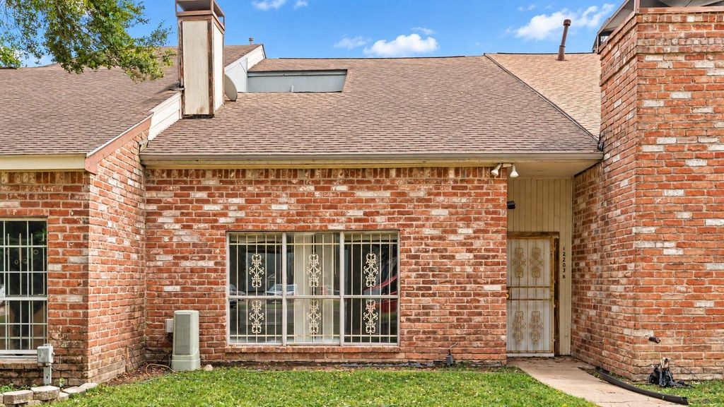 12203 Wild Pine Drive B, Houston, TX 77039