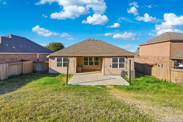 404 Cylamen, New Braunfels, TX 78132
