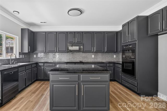 4348 Stone Mountain Drive, Gastonia, NC 28054