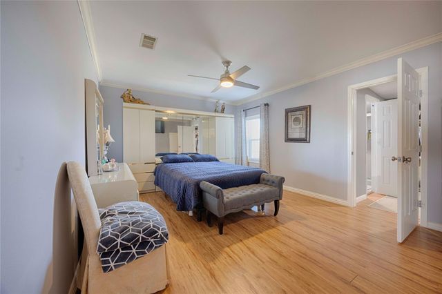 5135 W Us Highway 90, Schulenburg, TX 78956