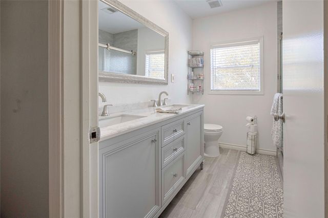 5135 W Us Highway 90, Schulenburg, TX 78956