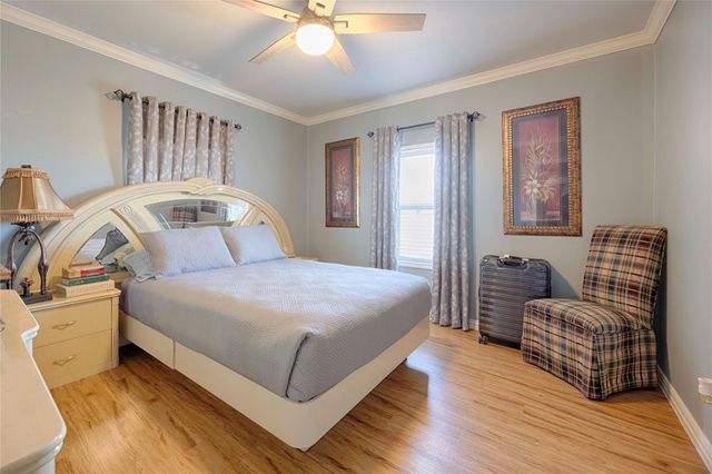 5135 W Us Highway 90, Schulenburg, TX 78956