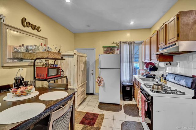 21626 99th Avenue, Queens Village, NY 11429