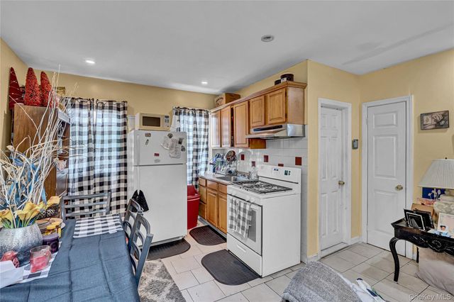 21626 99th Avenue, Queens Village, NY 11429