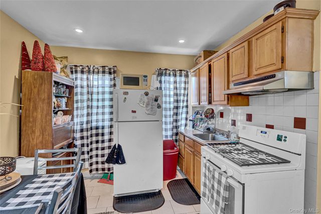 21626 99th Avenue, Queens Village, NY 11429