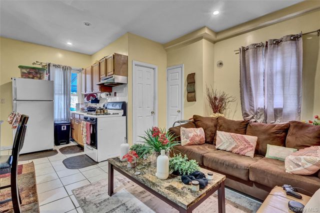 21626 99th Avenue, Queens Village, NY 11429