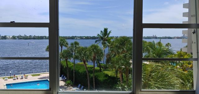 2800 N Flagler Drive 401, West Palm Beach, FL 33407