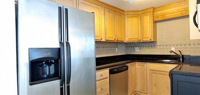 2800 N Flagler Drive 401, West Palm Beach, FL 33407