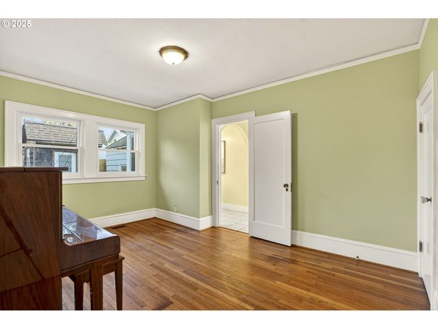 2614 Ne 42ND Ave, Portland, OR 97213