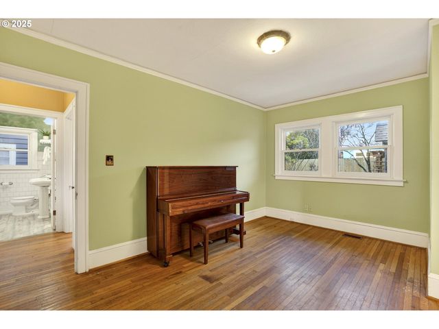 2614 Ne 42ND Ave, Portland, OR 97213