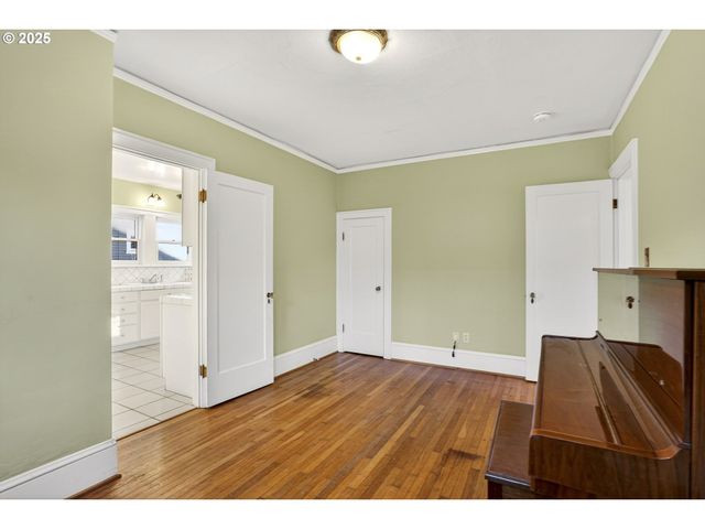 2614 Ne 42ND Ave, Portland, OR 97213