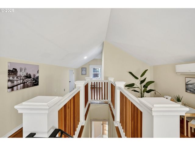 2614 Ne 42ND Ave, Portland, OR 97213