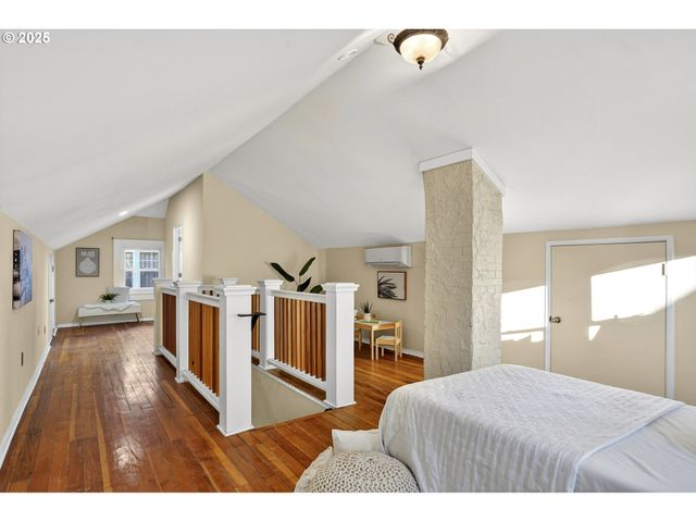 2614 Ne 42ND Ave, Portland, OR 97213